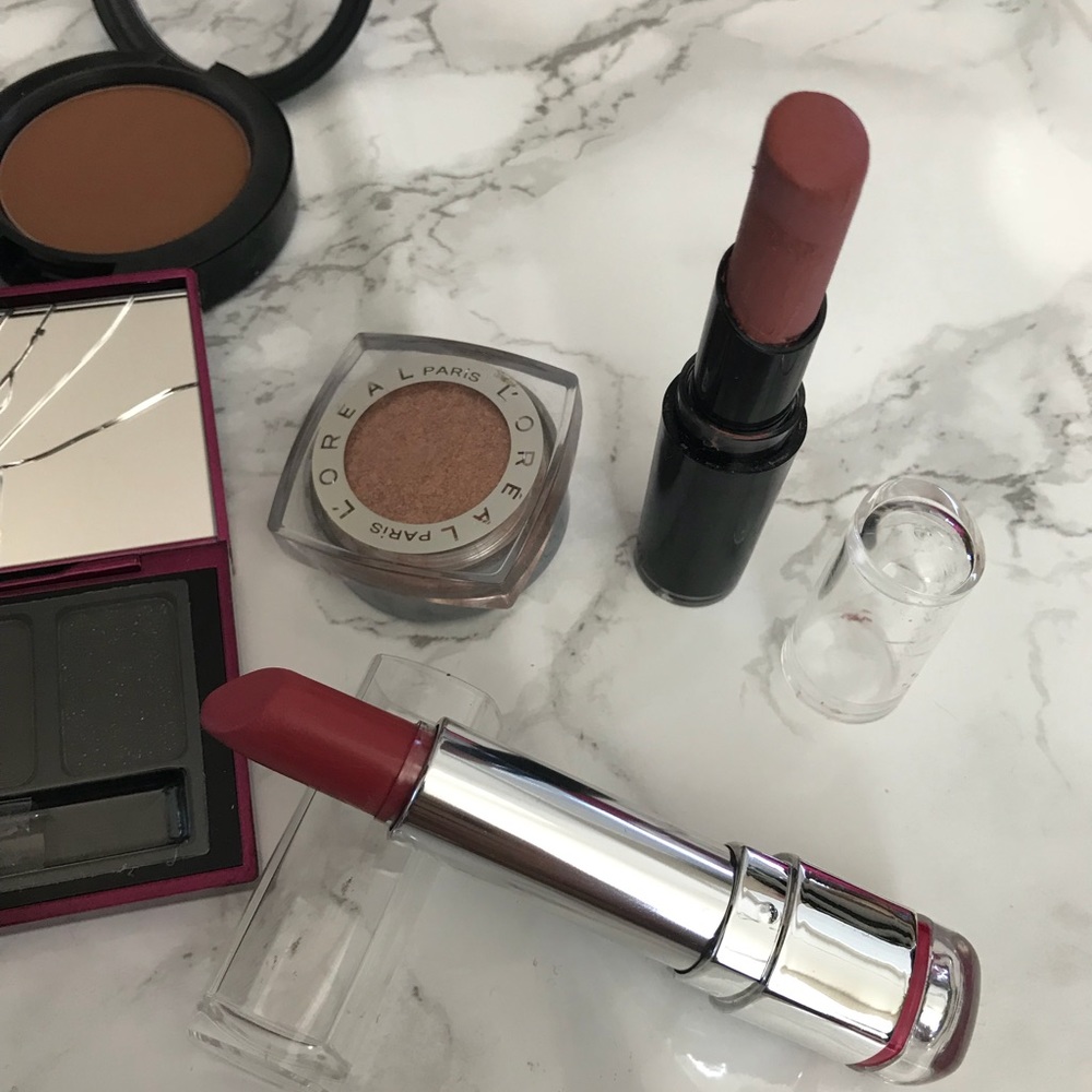 Makeup bundle - Picture 5 of 8